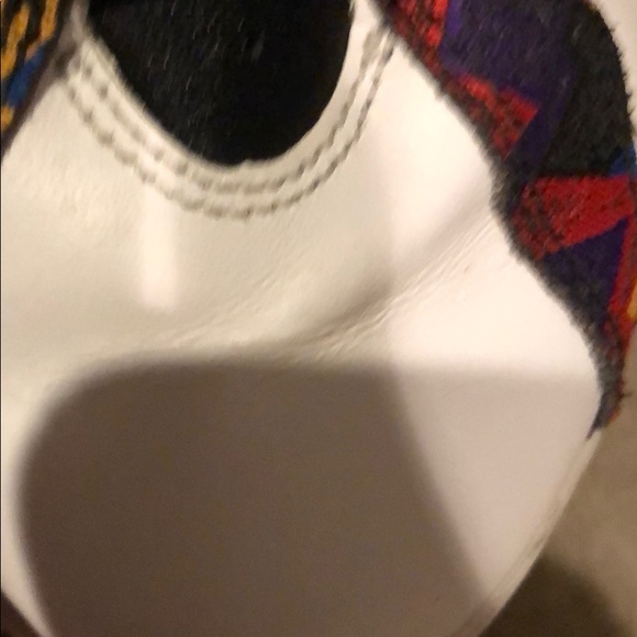 Jordan 6 “ ugly Christmas sweater” - Picture 4 of 8